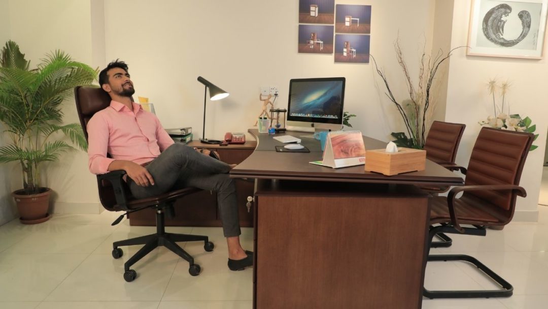 Hatil ergonomic Chair