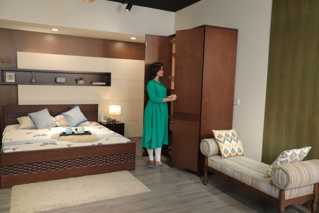 Furniture For The Newlyweds’ Bedroom HATIL