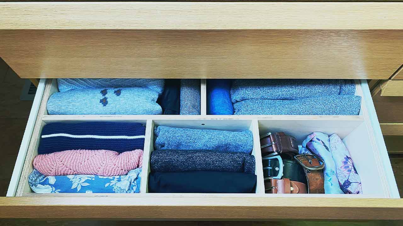 How To Maximize Storage Space with Wardrobes and Dressers? 